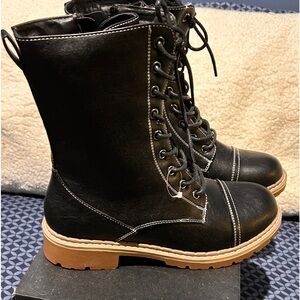 NWOT BLACK COMBAT BOOTS SIZE 7.5